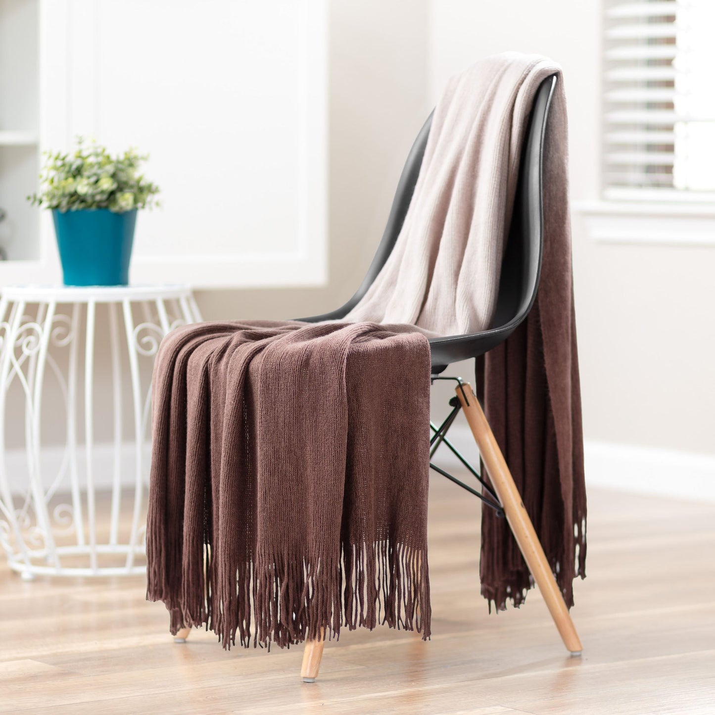 Rynx | Ombre Fringe Throw Blanket