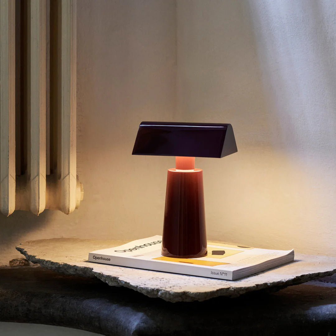 Rynx | Caret Table Lamp