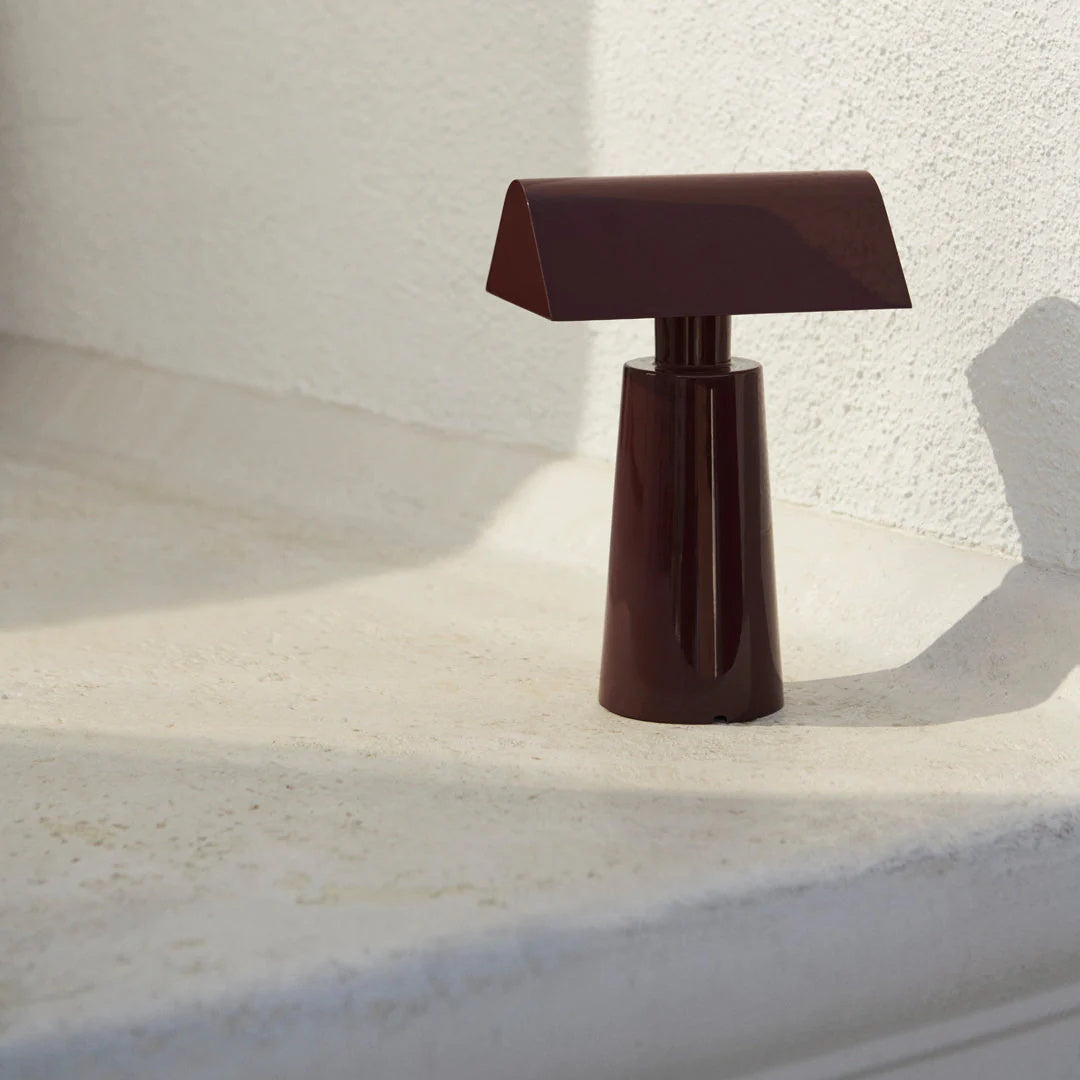 Rynx | Caret Table Lamp