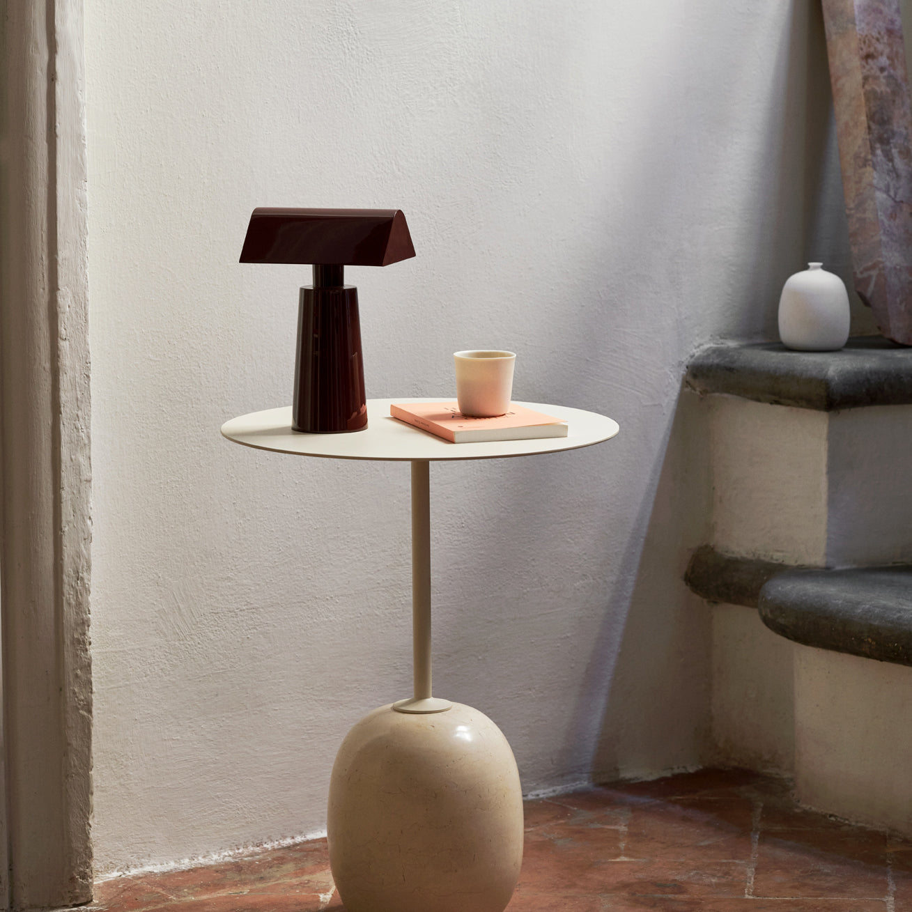 Rynx | Caret Table Lamp