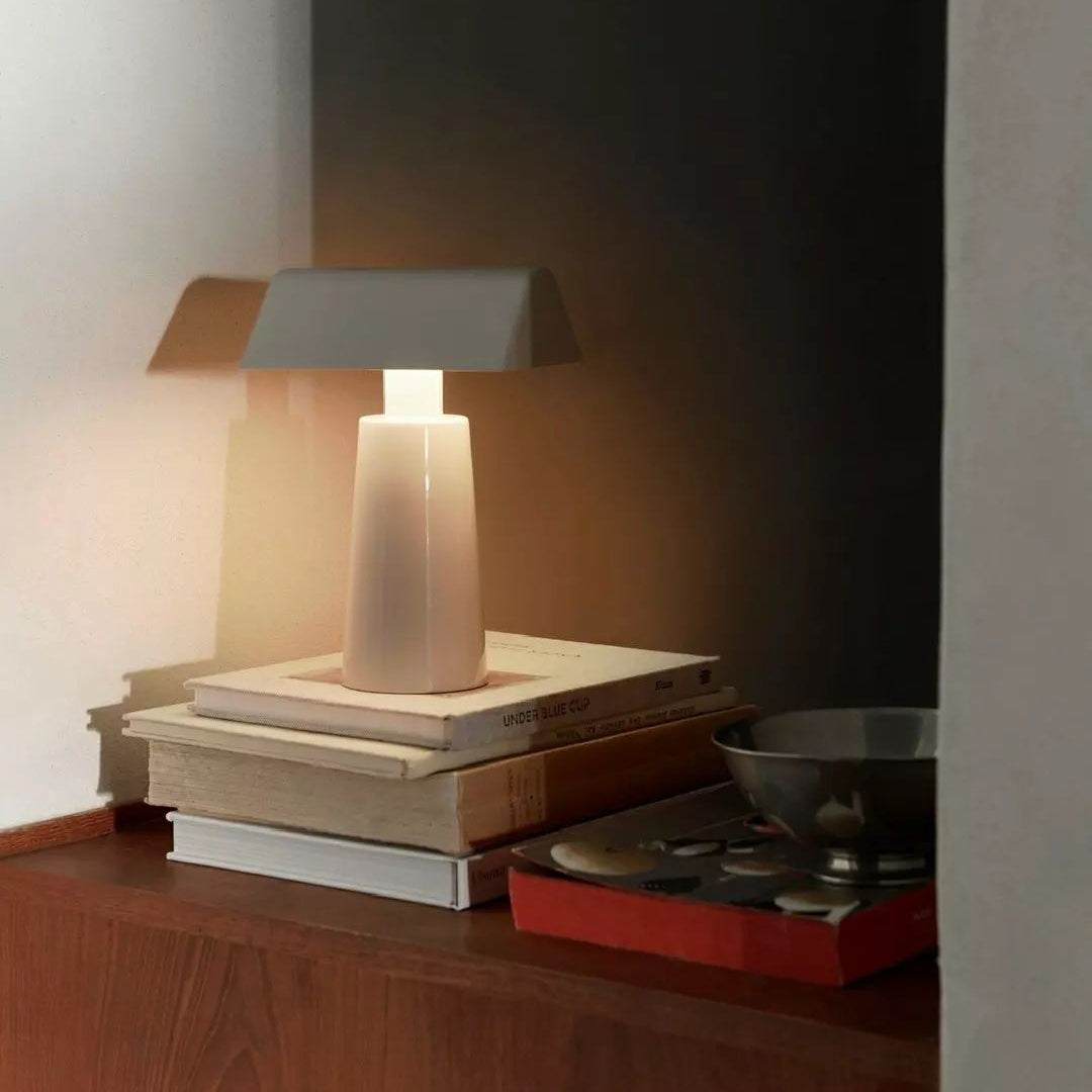 Rynx | Caret Table Lamp
