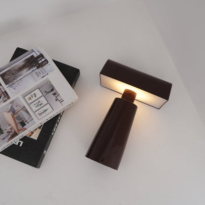 Rynx | Caret Table Lamp