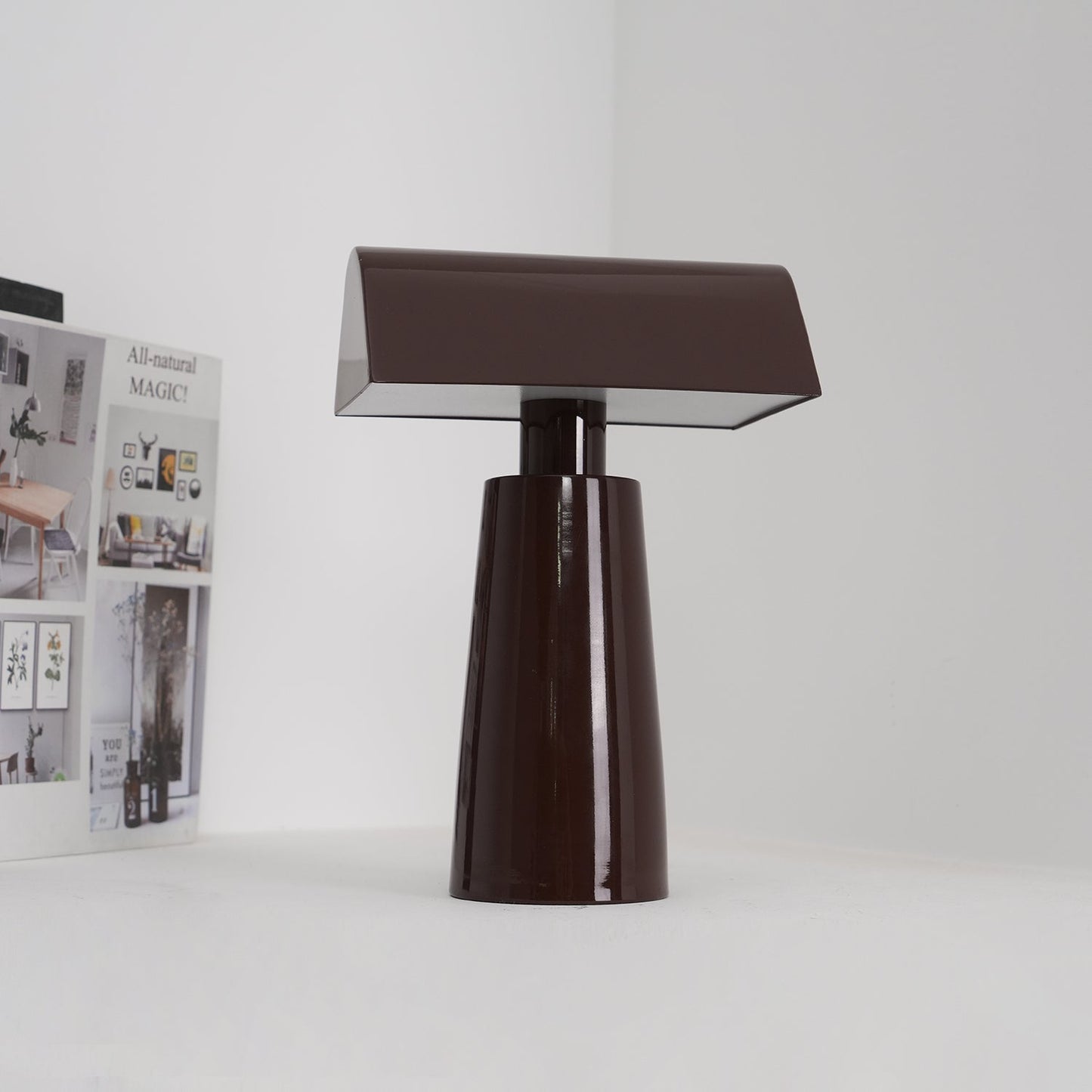 Rynx | Caret Table Lamp