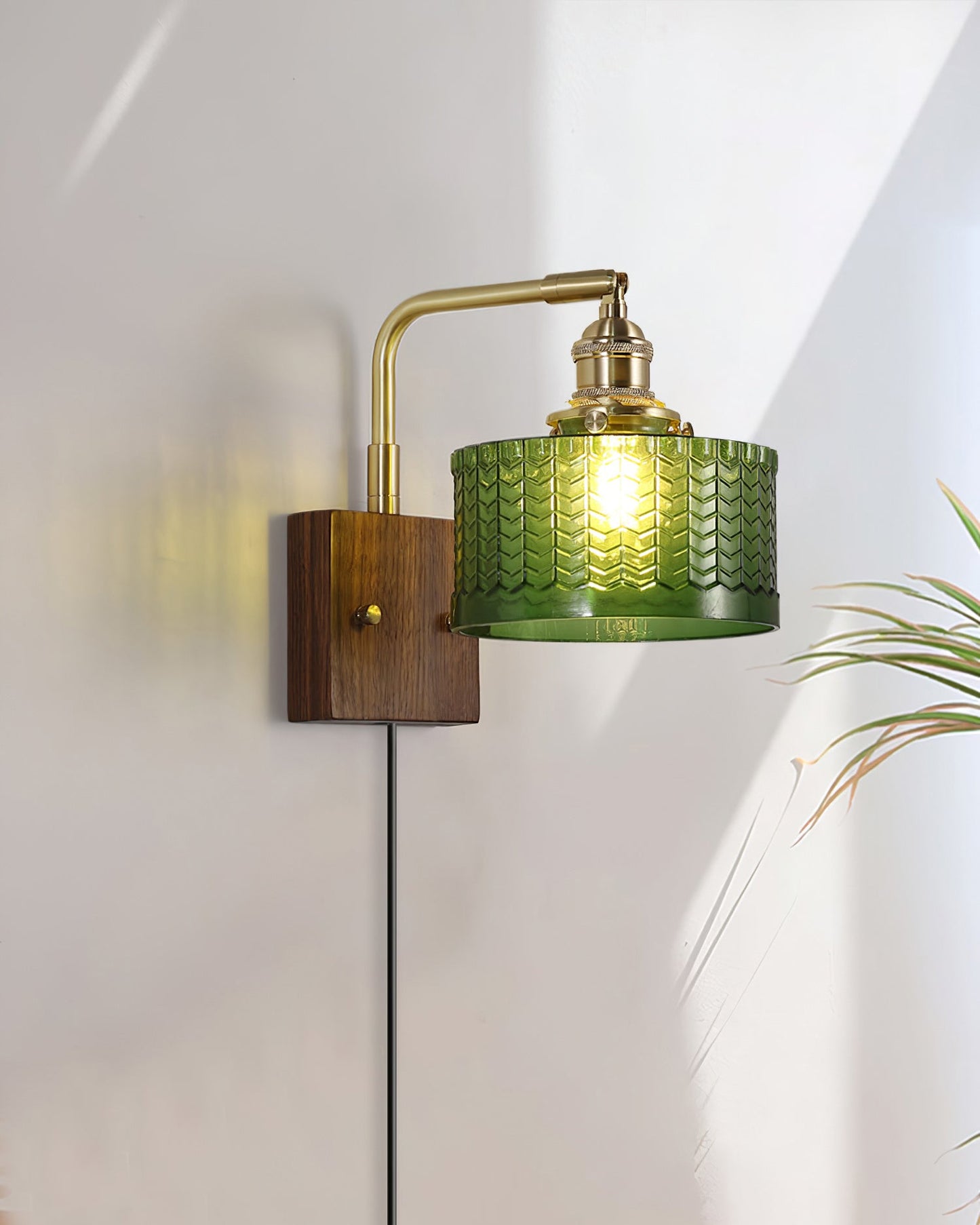 Rynx | Cavella Plug In Wall Lamp