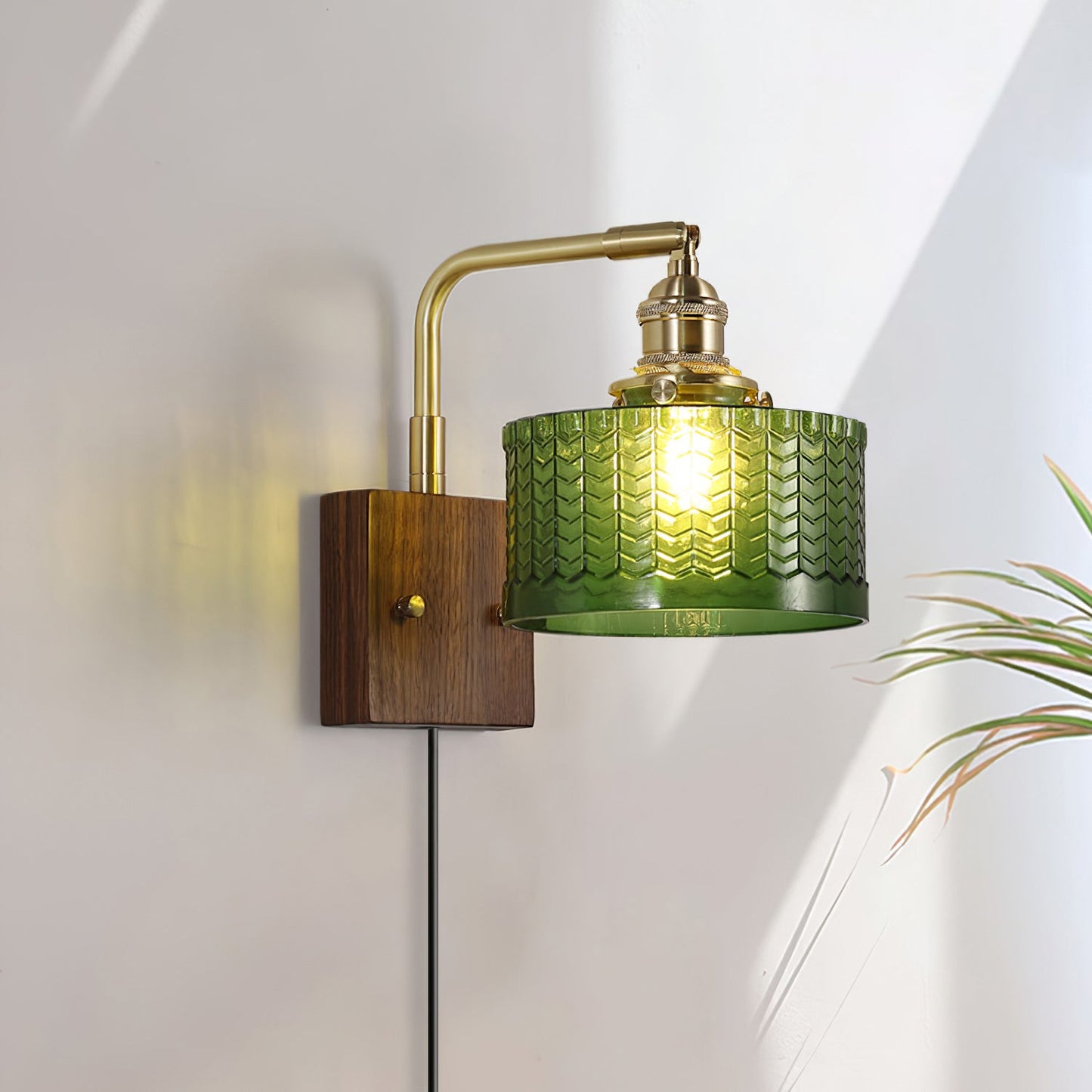Rynx | Cavella Plug In Wall Lamp