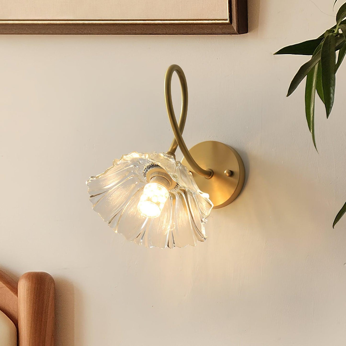 Rynx | Century Lotus Leaf Wall Lamp