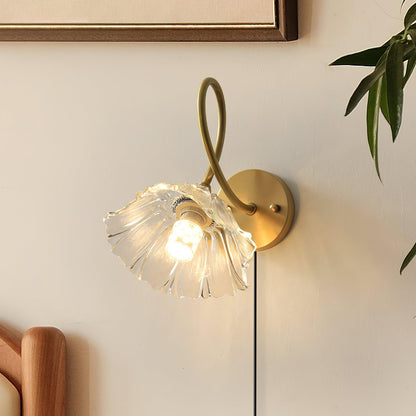 Rynx | Century Lotus Leaf Plug In Wall Lmap