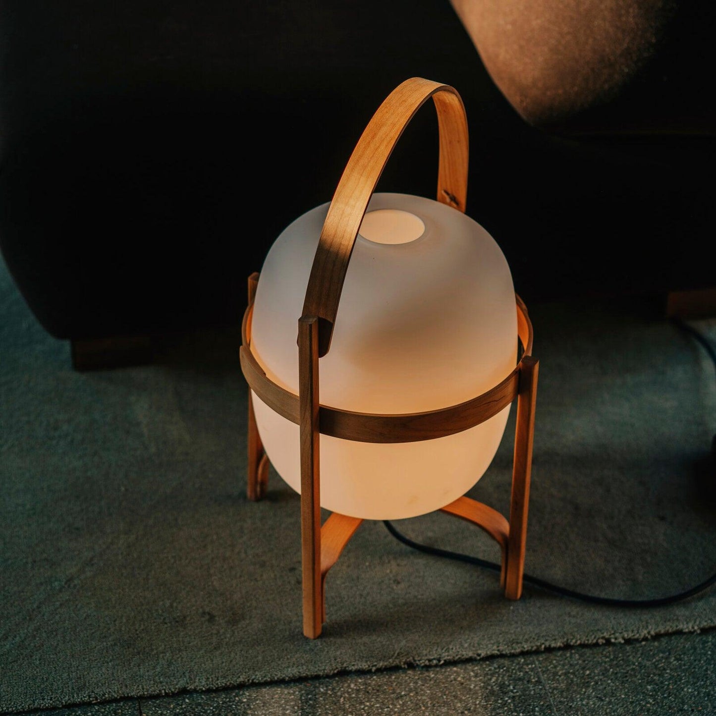 Rynx | Portable Lantern Glass Table Lamp