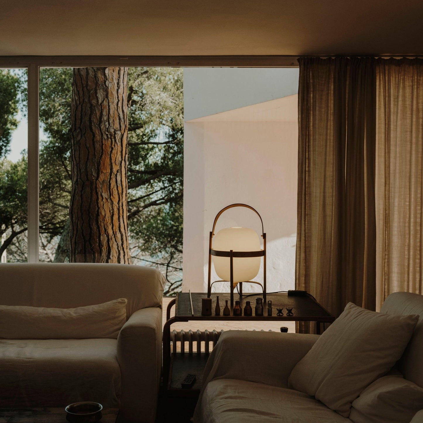 Rynx | Portable Lantern Glass Table Lamp
