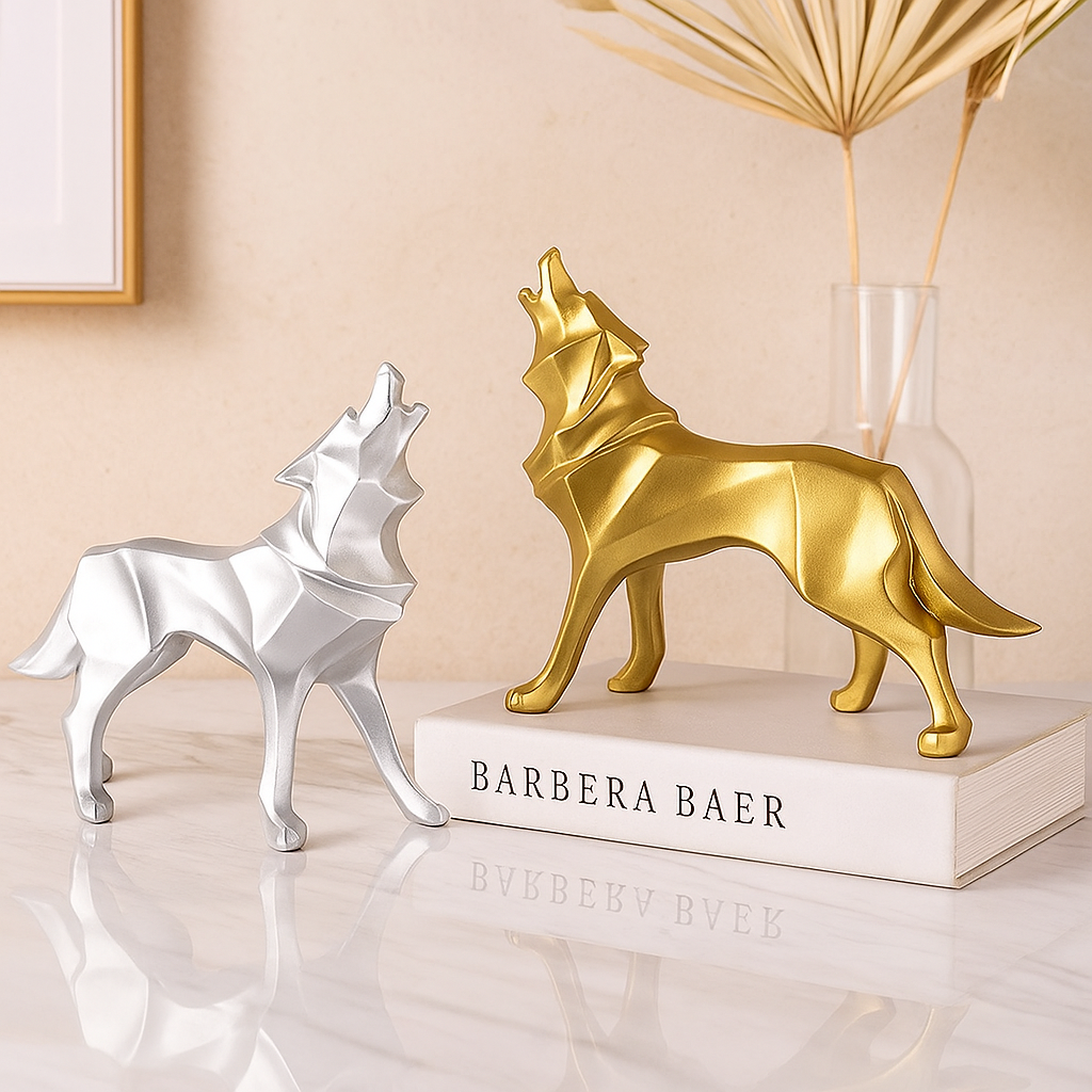 Rynx | LupoForm – Geometric Wolf Statue with Sharp-edged Design for Modern Spaces