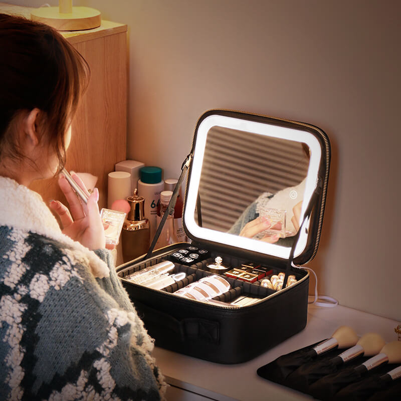 Rynx | Niceland Travel Make-up Bag with LED Mirror