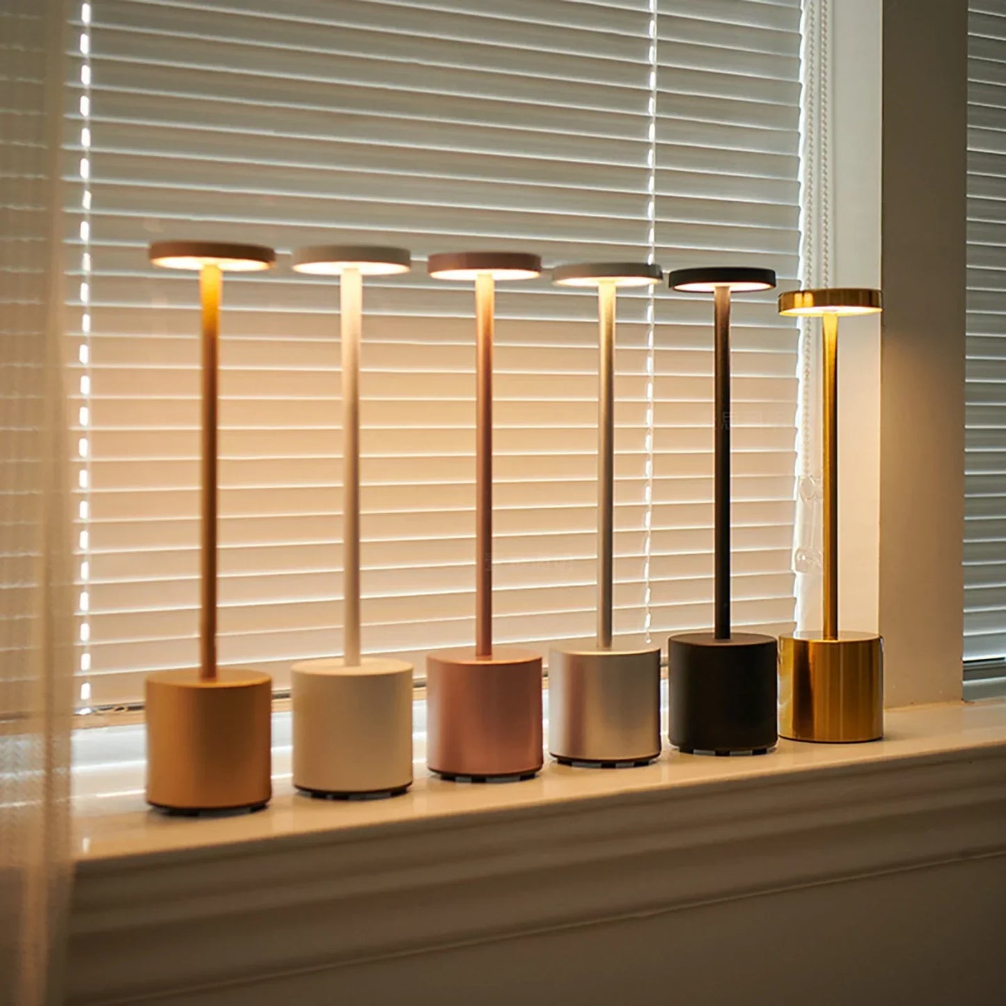 Rynx | BrightTouch - LED table lamp with intuitive touch sensor