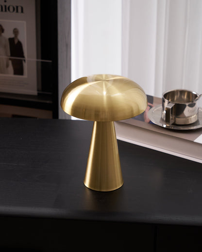 Rynx | Como Table Lamp