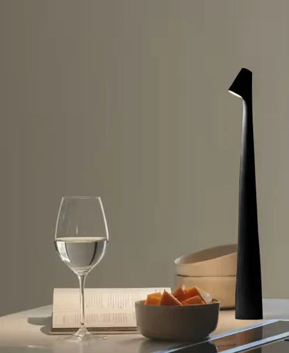 RYNX | Nordic Minimalistic Design Table Lamp – Wireless - Led - Versatile Usage