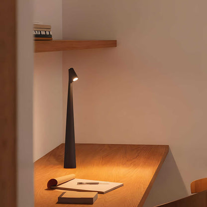 Rynx | LunaSlim Elegant Table Lamp with Wireless Functionality
