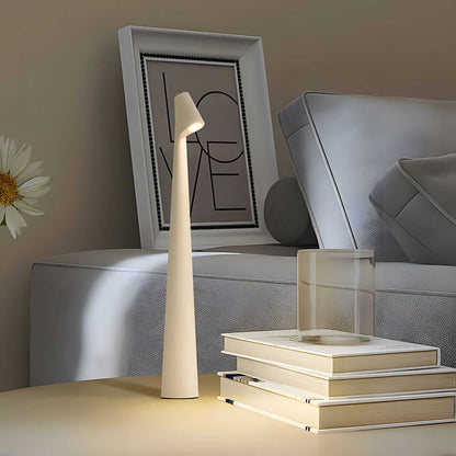 Rynx | LunaSlim Elegant Table Lamp with Wireless Functionality