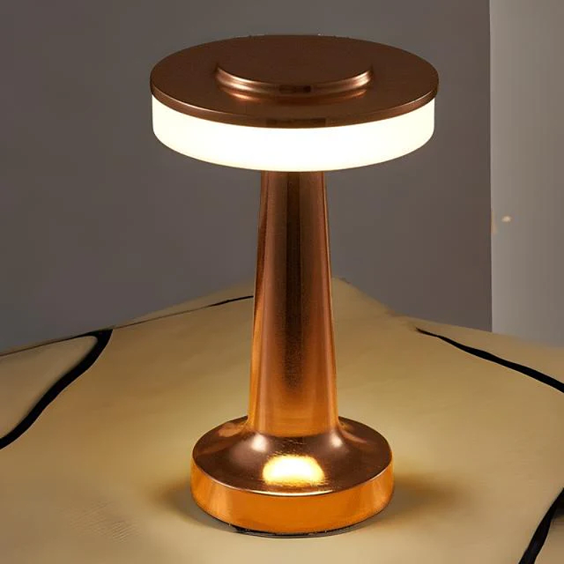 Rynx | Wireless Minimalist Desk Lamp
