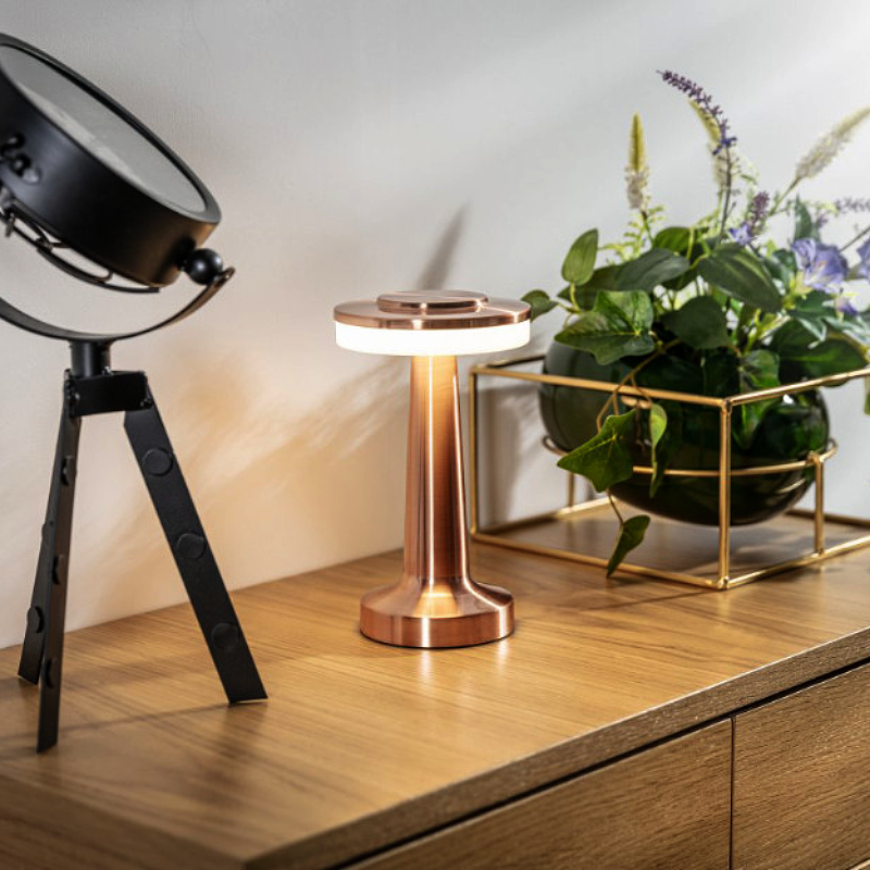 Rynx | Wireless Minimalist Desk Lamp
