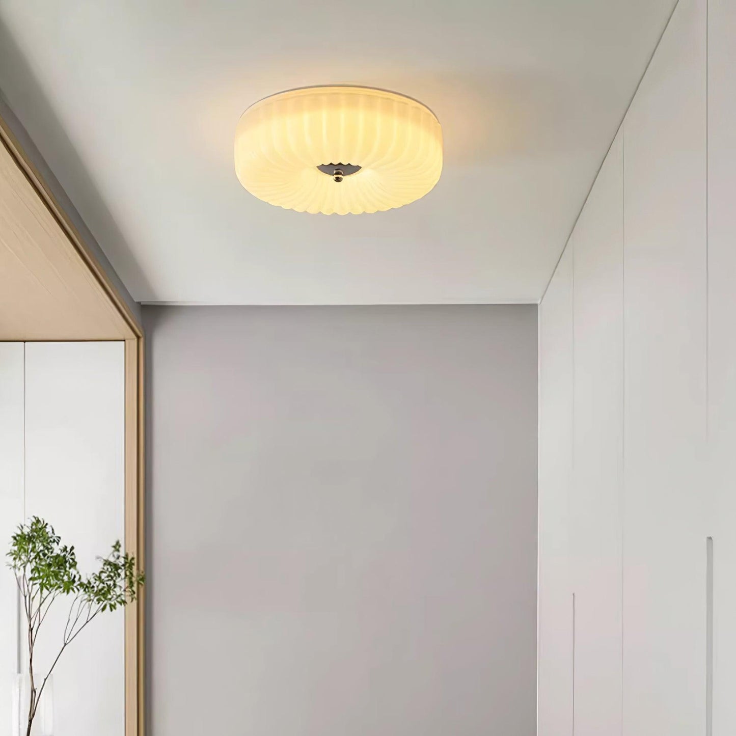 Rynx | Cream Kranos Ceiling Light