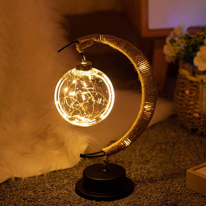 Rynx | - Table lamp Luxe - Crescent moon - Design made of wicker - Elegant lighting