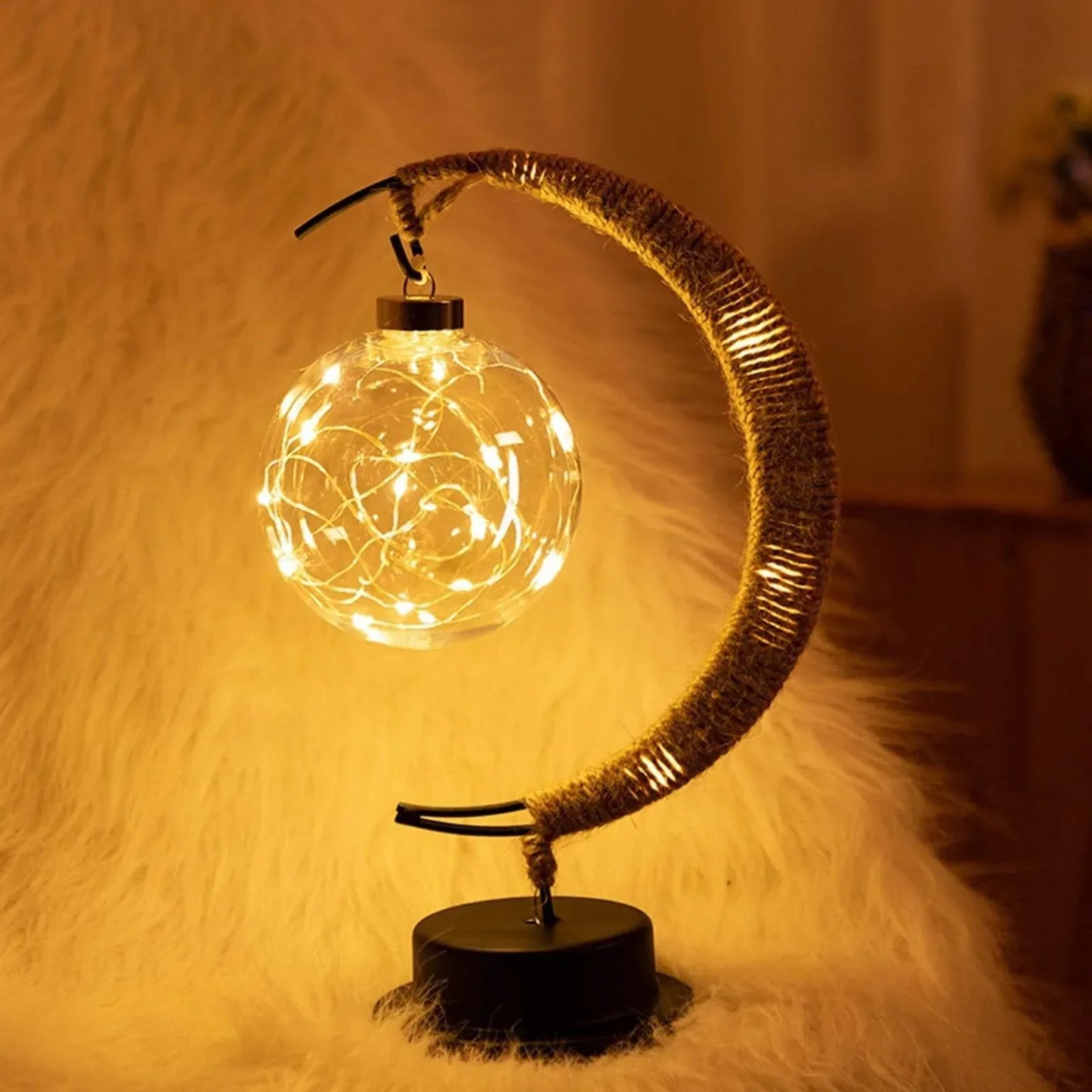 Rynx | - Table lamp Luxe - Crescent moon - Design made of wicker - Elegant lighting