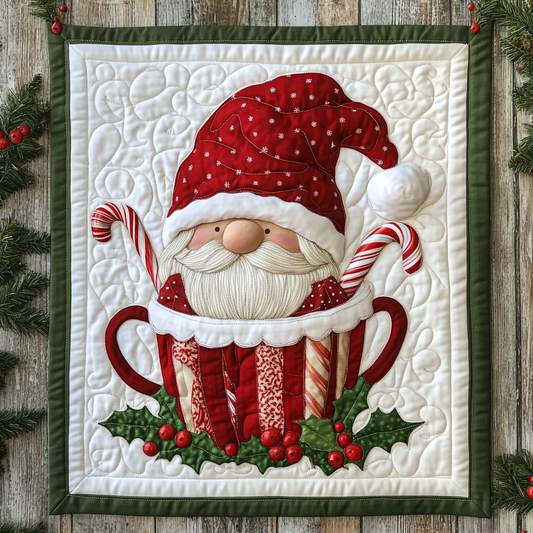 Rynx | Cute Santa Claus in Cup Quilt