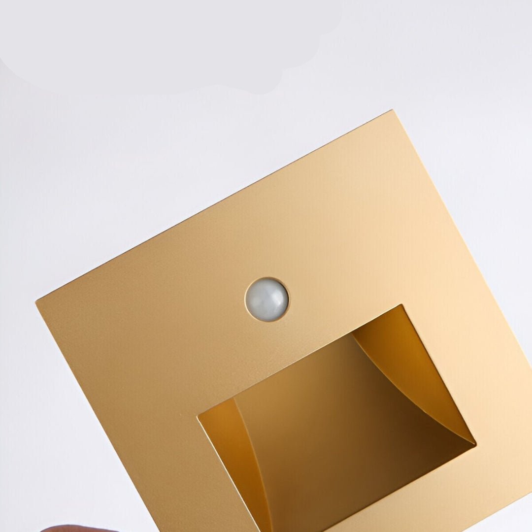 Rynx | StepShine - motion-sensitive wall lamp