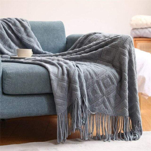 Rynx | Diamond-shaped Blanket