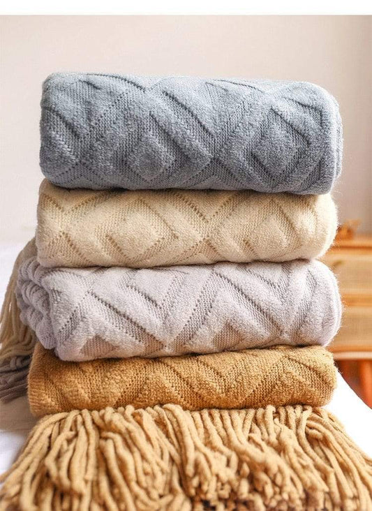 Rynx | Diamond-shaped Blanket