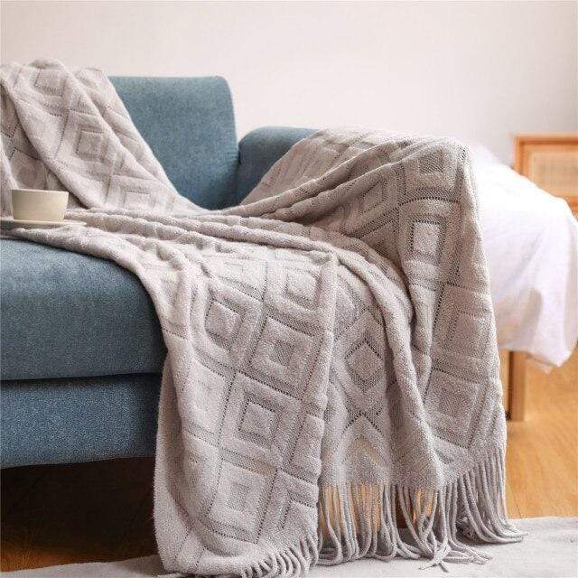 Rynx | Diamond-shaped Blanket