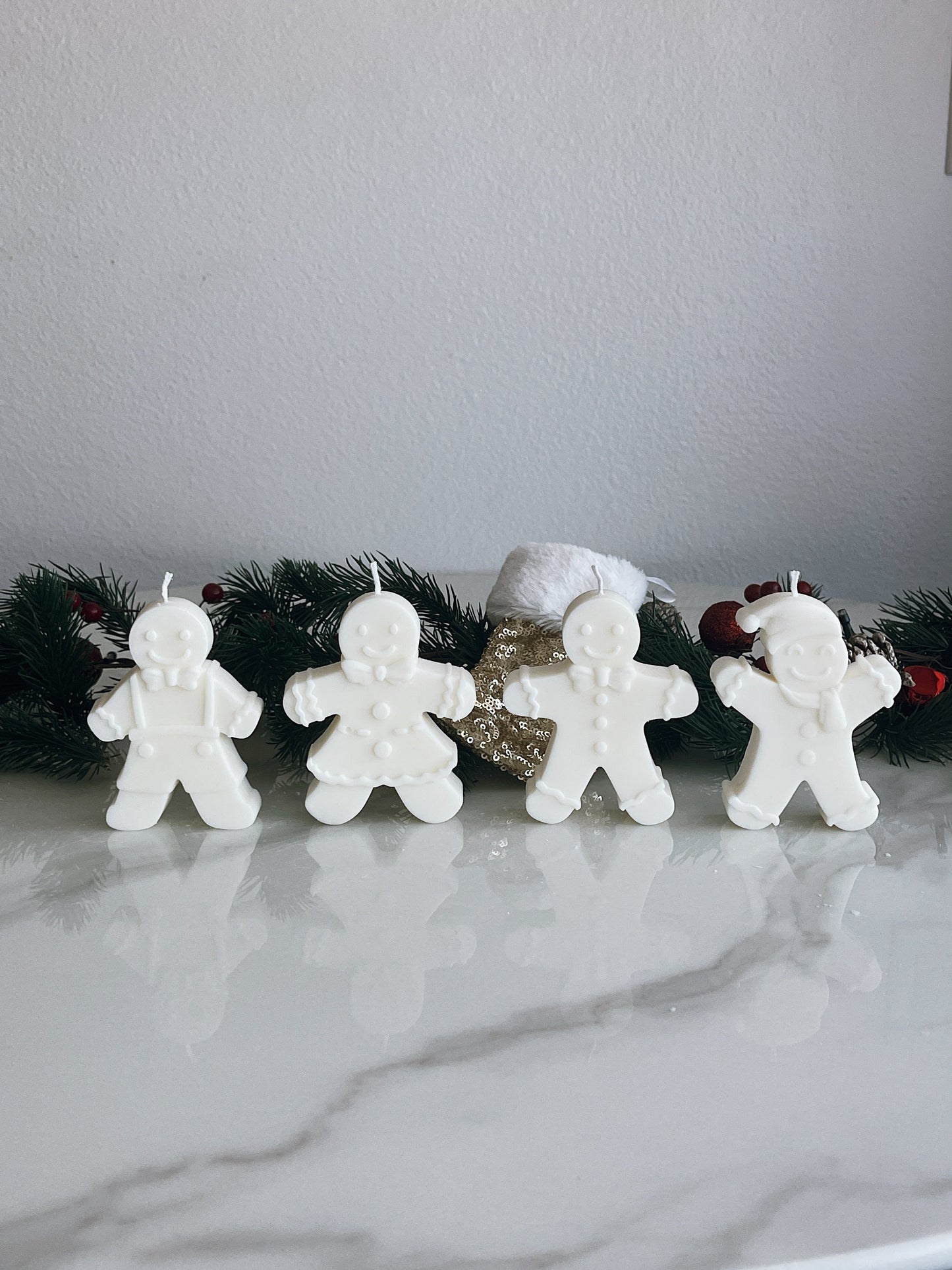 Rynx | Mrs Gingerbread Candle
