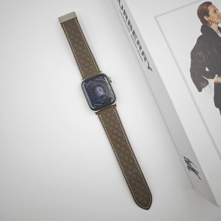 Rynx | For Apple Watch Series 9 45mm Diamond Pattern Magnetic Folding Clasp Leather Watch Band (Brown)