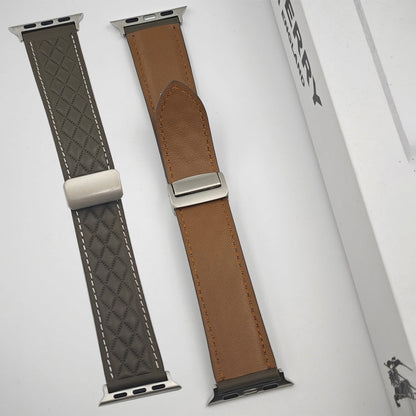 Rynx | For Apple Watch Series 4 40mm Diamond Pattern Magnetic Folding Clasp Leather Watch Band (Star Light Color)