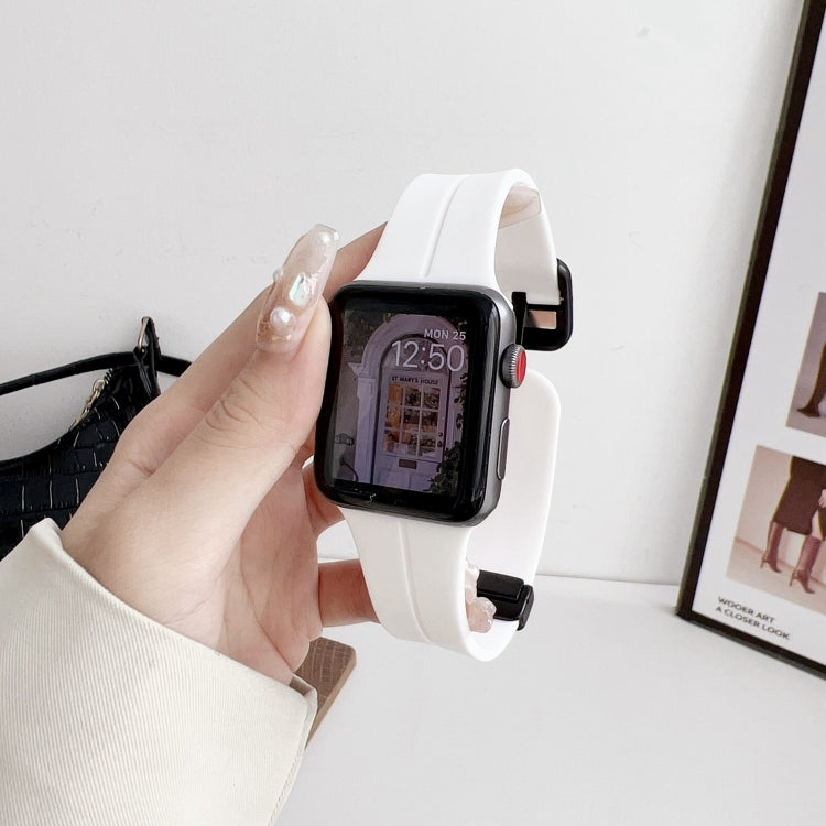 Rynx | For Apple Watch Series 9 45 mm Magnetic Square Buckle Silicone Strap (White)