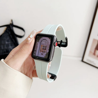 Rynx | For Apple Watch Series 9 45mm magnetic square buckle silicone watch strap (Sapphire Blue)