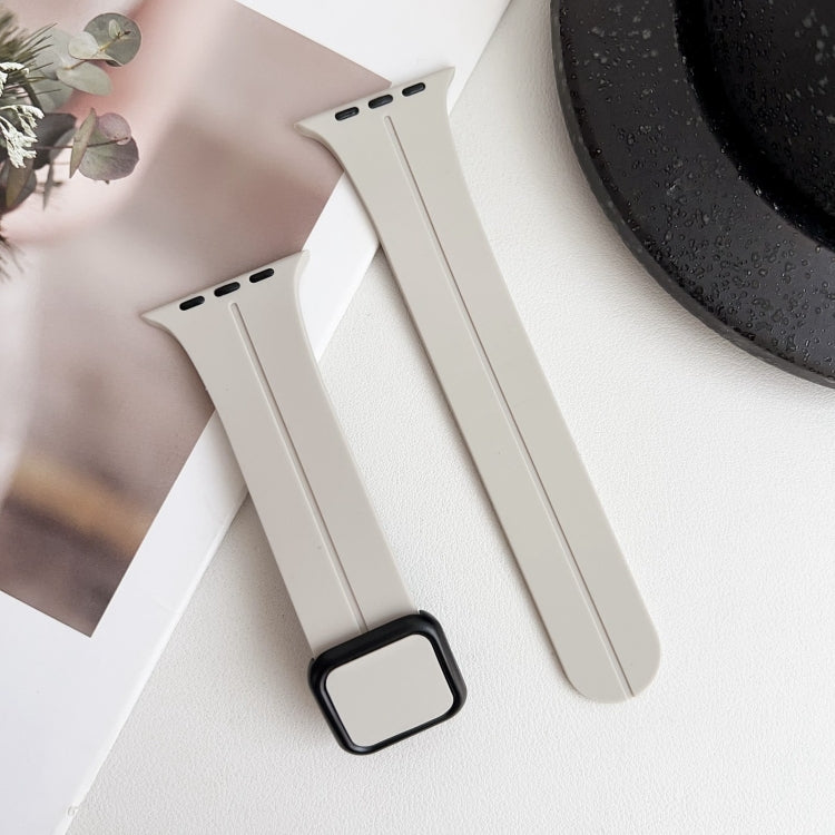 Rynx | For Apple Watch Series 9 45 mm Magnetic Square Buckle Silicone Watch Band (Starlight)