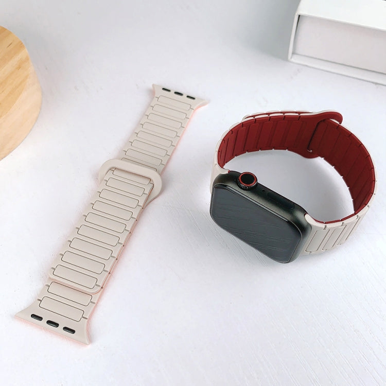 Rynx | For Apple Watch Series 4 44mm I-shaped Magnetic Silicone Strap (Black Orange)
