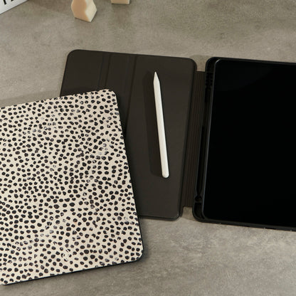 Rynx | Almond Latte - iPad Pro 11 (2nd / 1st Gen) Case