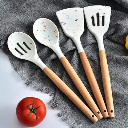 Rynx | white marble silicone spoon