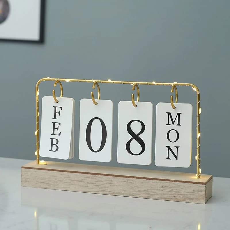 Rynx | Desktop Calendar with Light