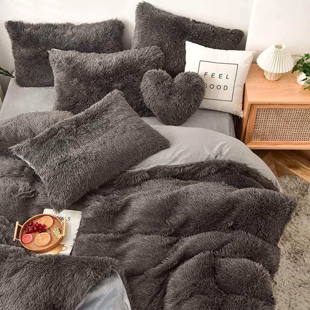 Rynx | 6-pc. Plush Bedding Set