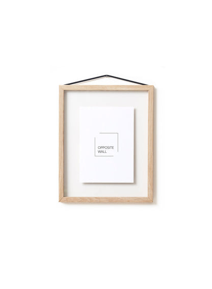 Rynx | Floating solid oak frame, 8x10 inches | 20x25 cm