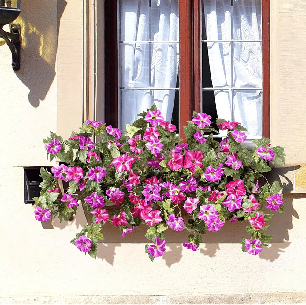 Rynx | Spring-like Artificial Petunias made of Silk