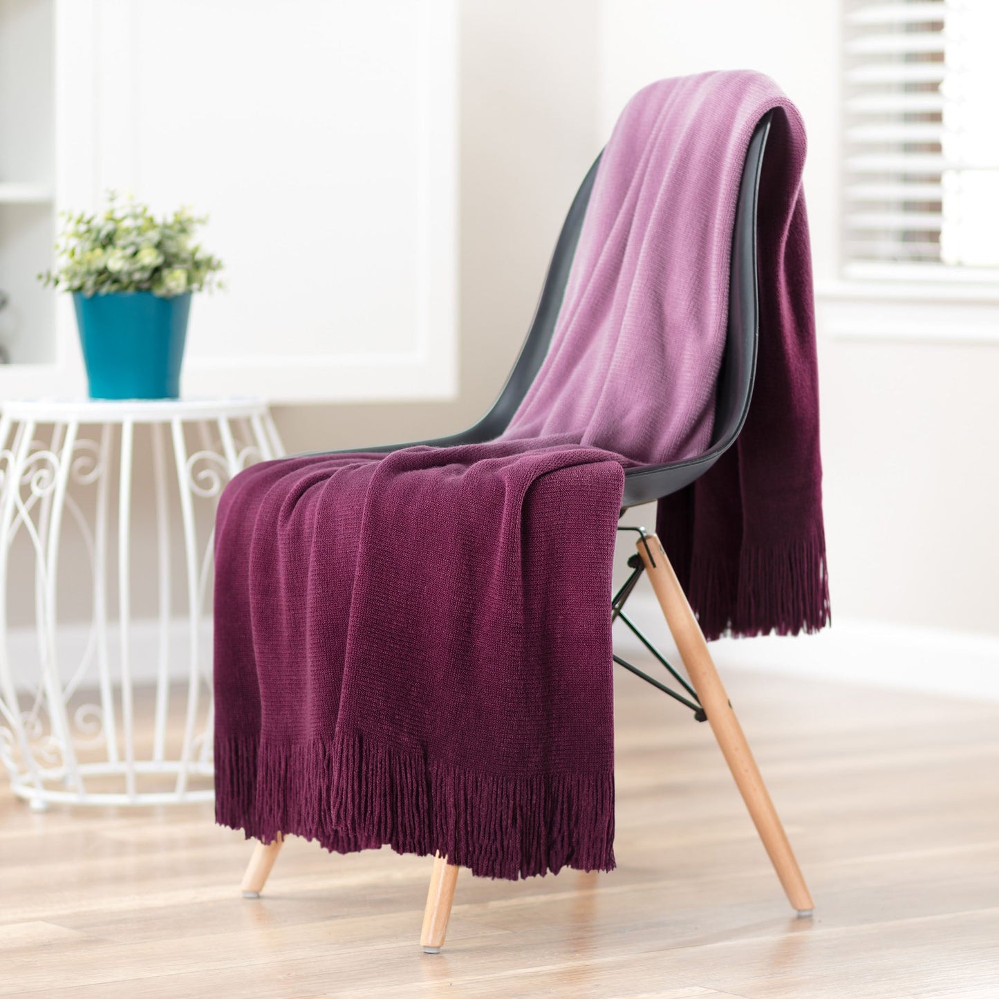 Rynx | Ombre Fringe Throw Blanket