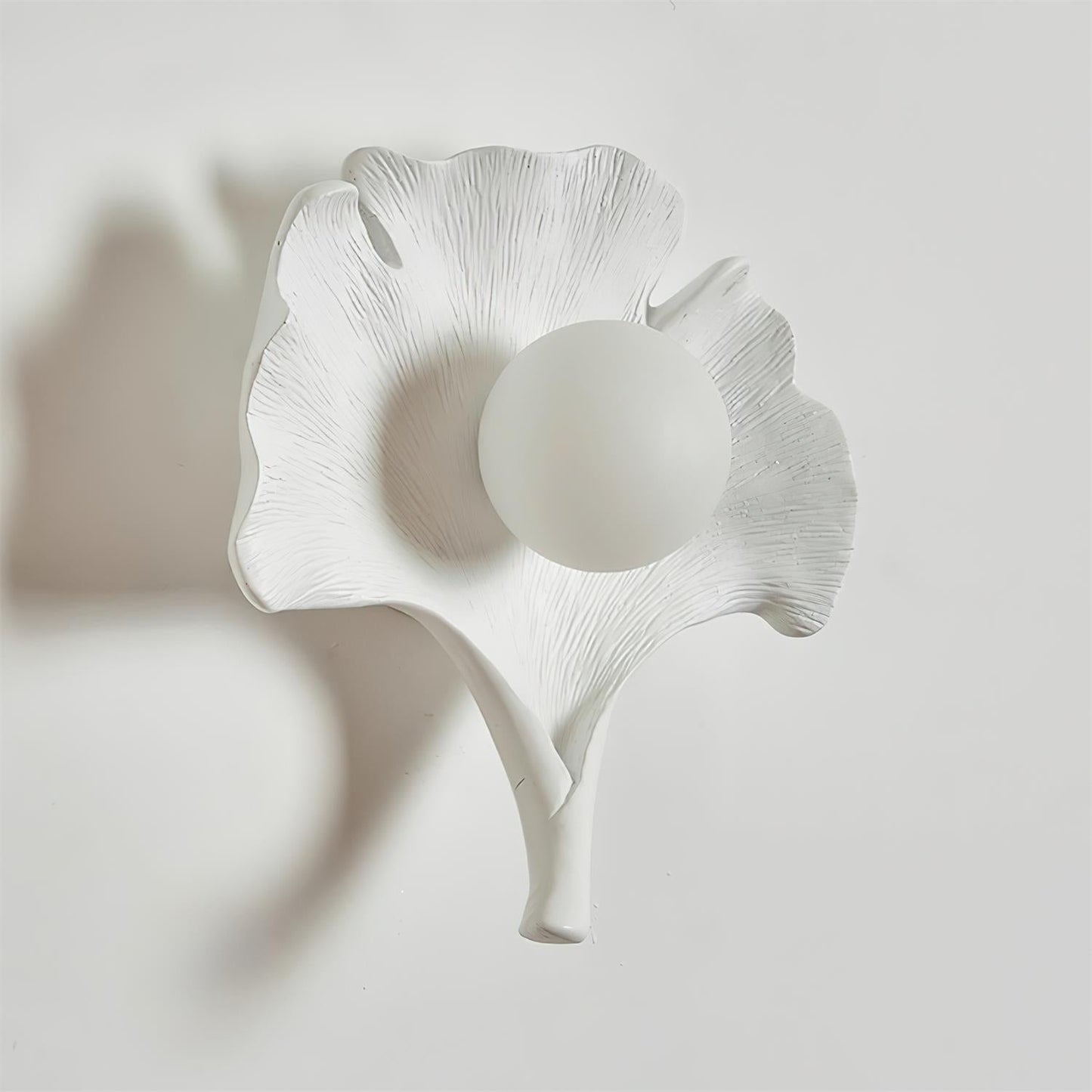 Rynx | Ginkgo Leaf Wall Lamp