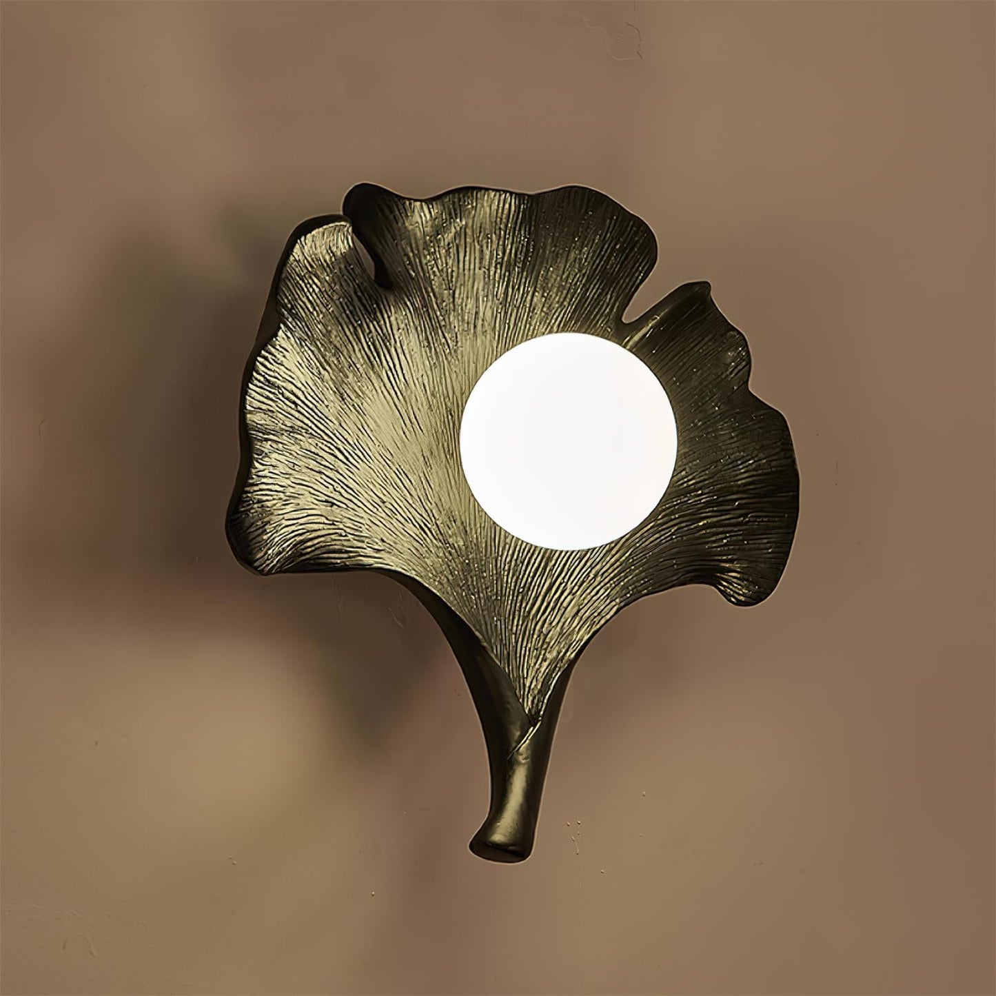 Rynx | Ginkgo Leaf Wall Lamp