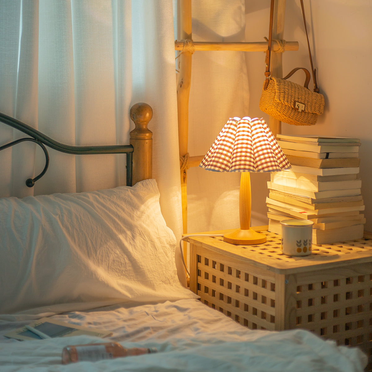 Rynx | Givina Table Lamp