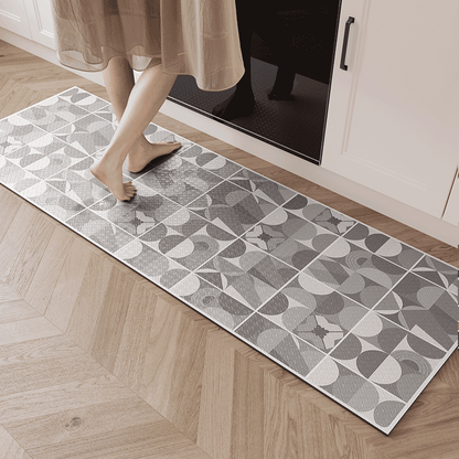 Rynx | Gray Morocco-pattern kitchen rug