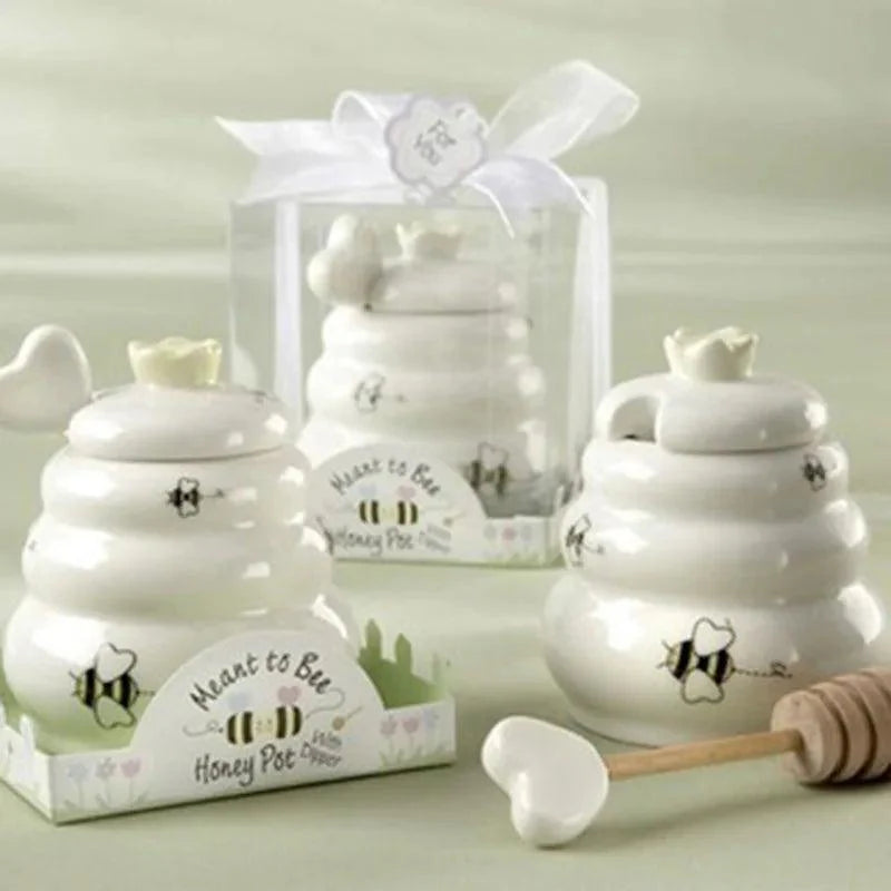 Rynx | Beautiful ceramic honey pot with dipper in elegant packaging