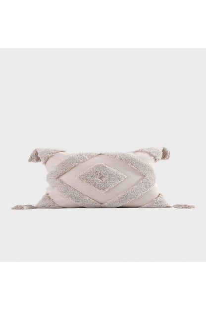 Rynx | tufted cushion cover